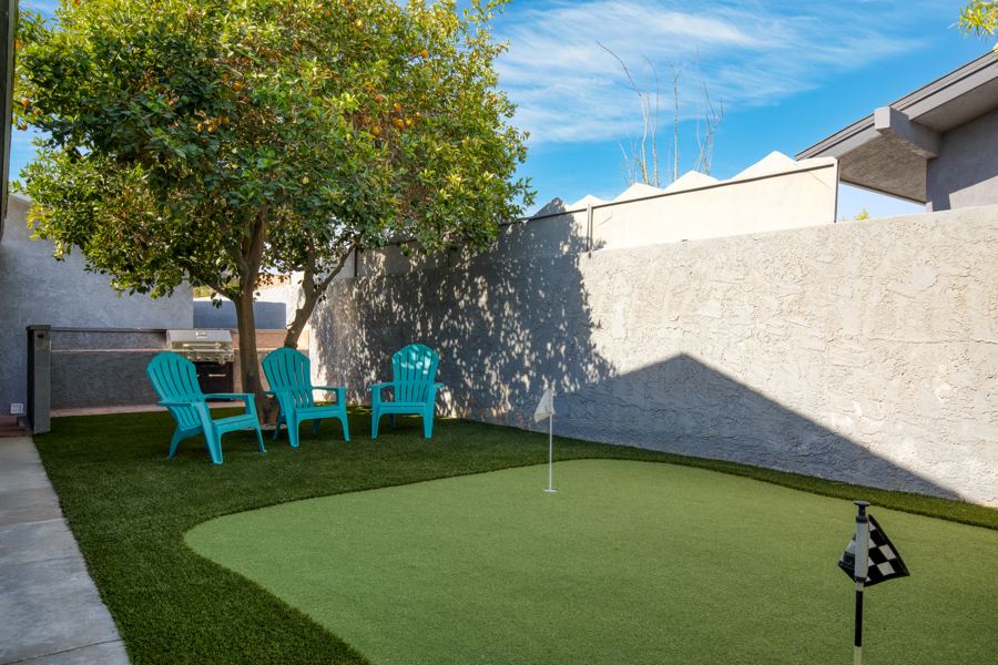 Putting green